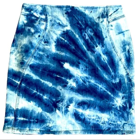 Vintage Bleach Washed Denim Stretch Skirt - Picture 4 of 17